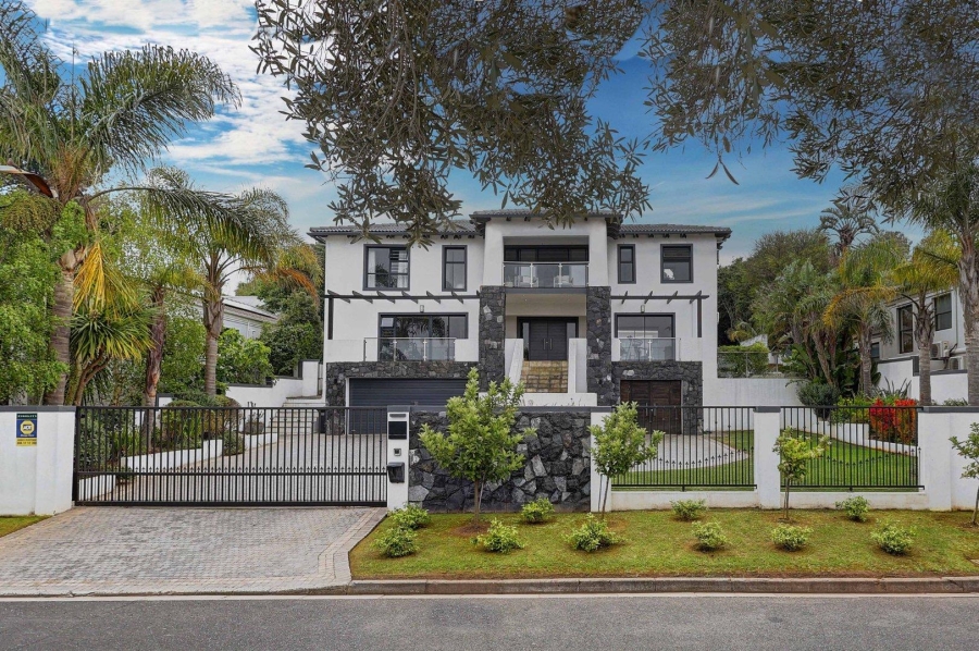 4 Bedroom Property for Sale in Van Riebeeckshof Western Cape